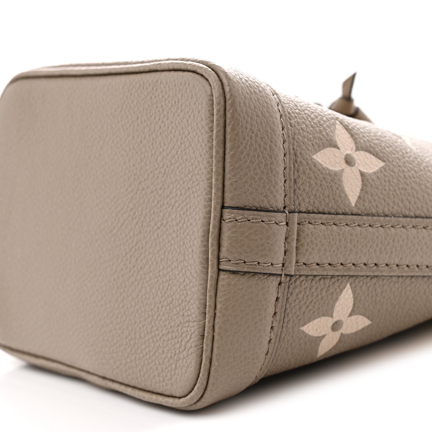 Louis Vuitton Empreinte Monogram Giant Nano Noe Tourterelle Creme 9 of 10