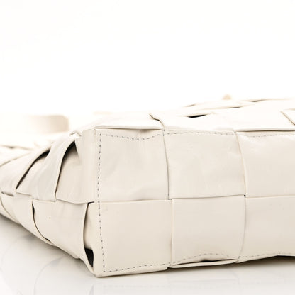 Bottega Veneta Calfskin Maxi Intrecciato Cassette Tote White 12 of 15