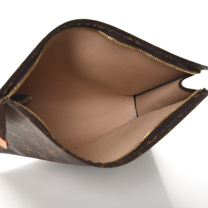 Louis Vuitton Monogram Toiletry Pouch 26 5 of 7