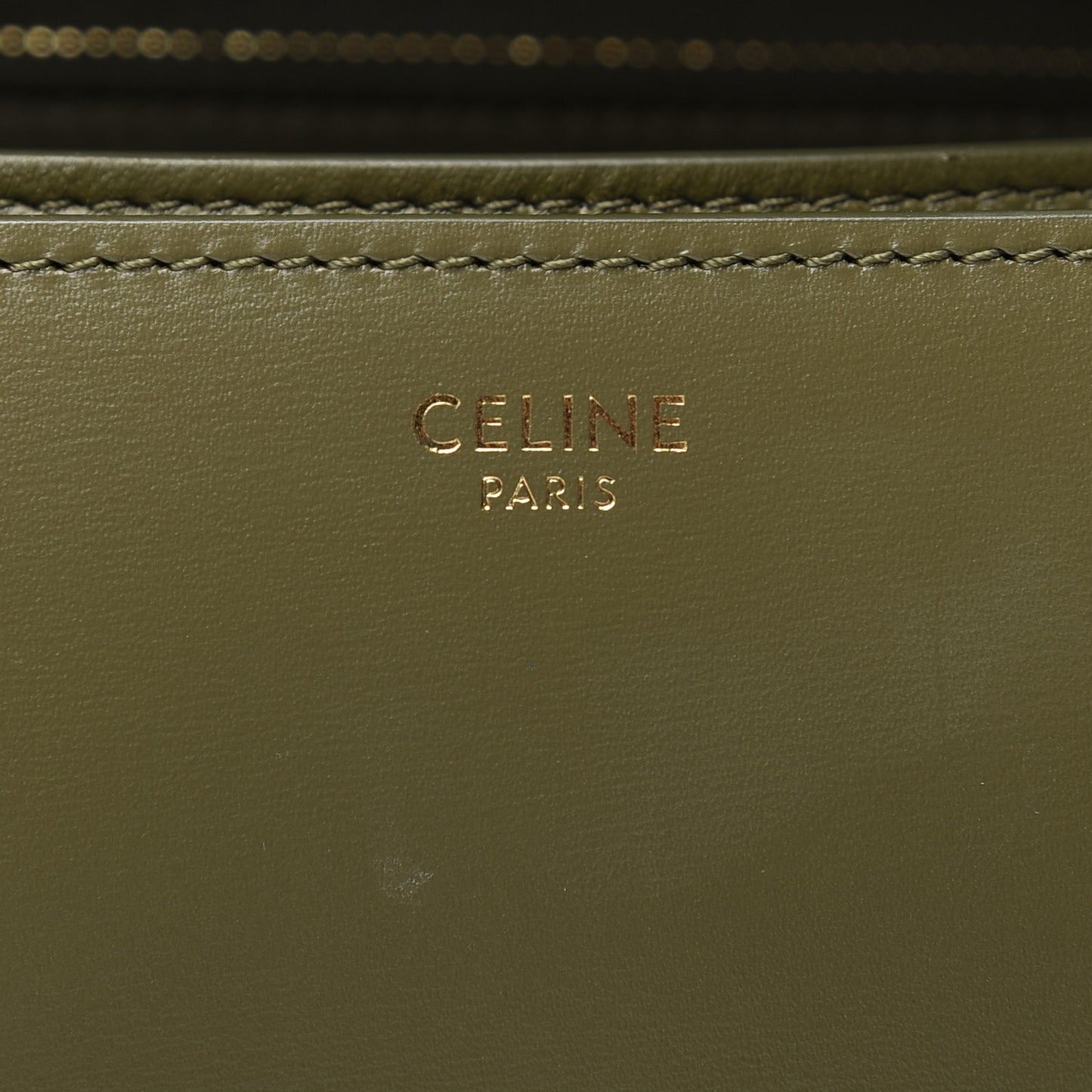 Box Calfskin Classic Box Medium Flap Bag Army Green
