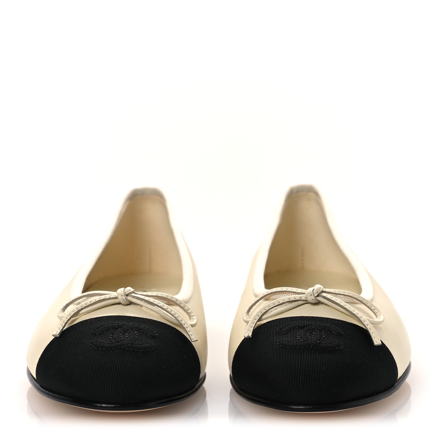 Chanel Calfskin Grosgrain Cap Toe CC Ballerina Flats 37 Ivory