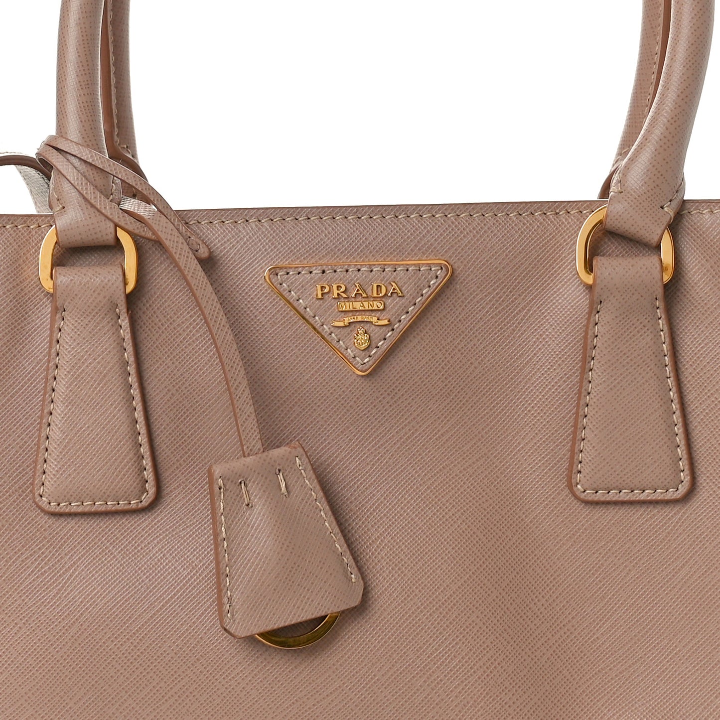 Saffiano Medium Galleria Double Zip Tote Cammeo