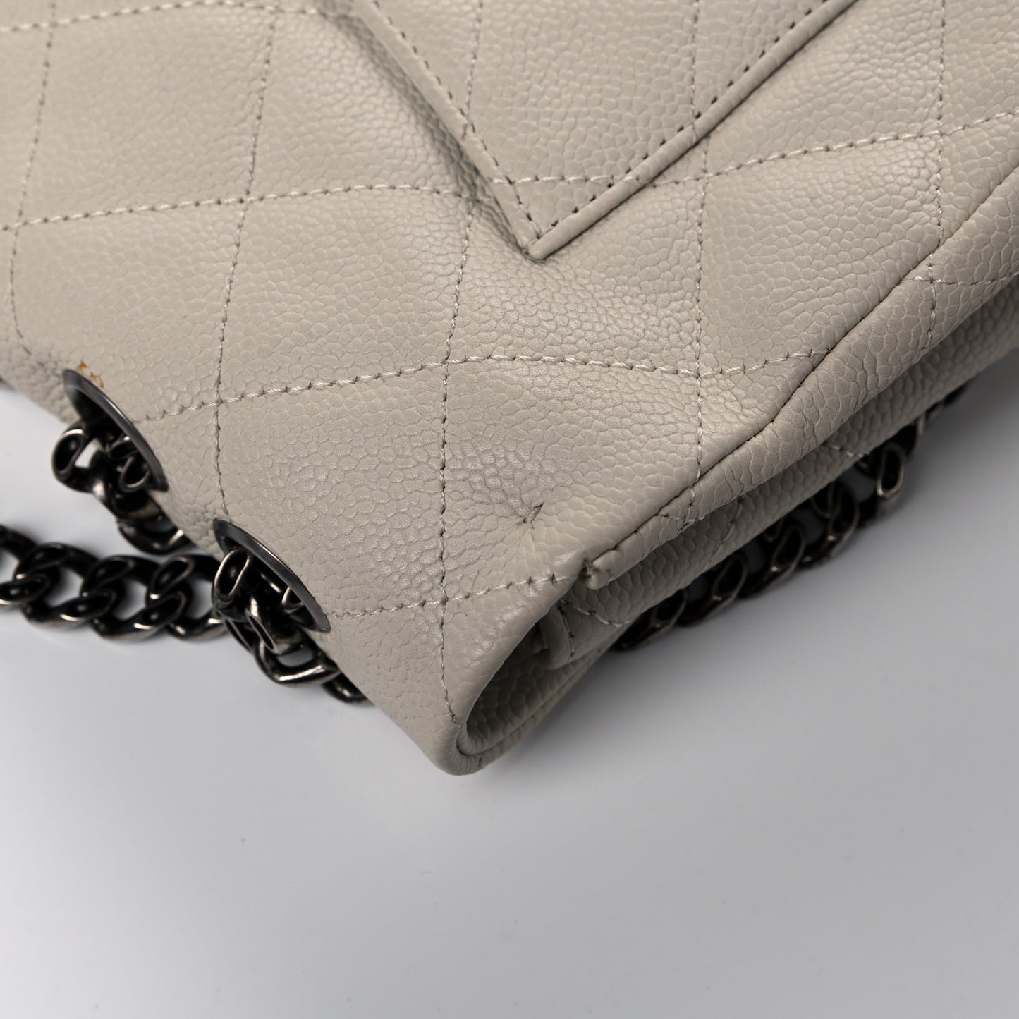 Caviar 2.55 Reissue 227 Flap White