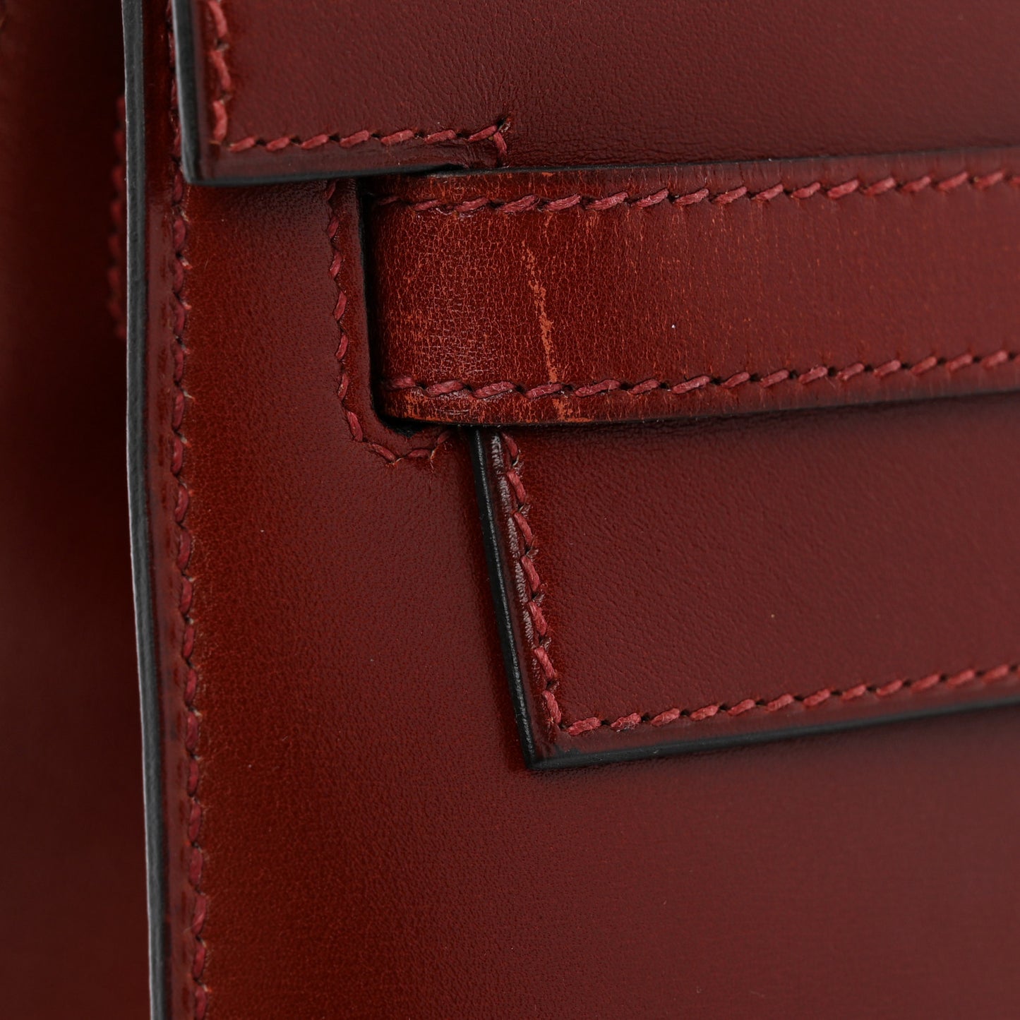 Box Kelly Sellier 32 Rouge H