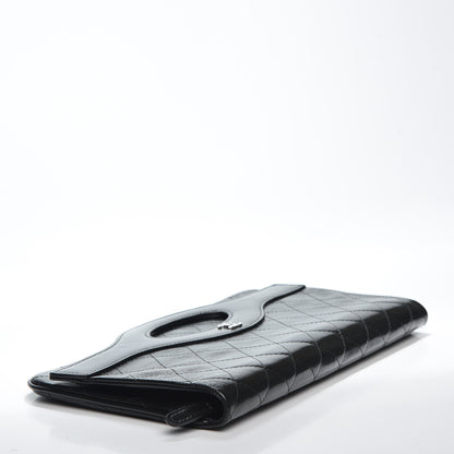 Chanel Shiny Crumpled Calfskin Large 31 Pouch Black 3 of 8