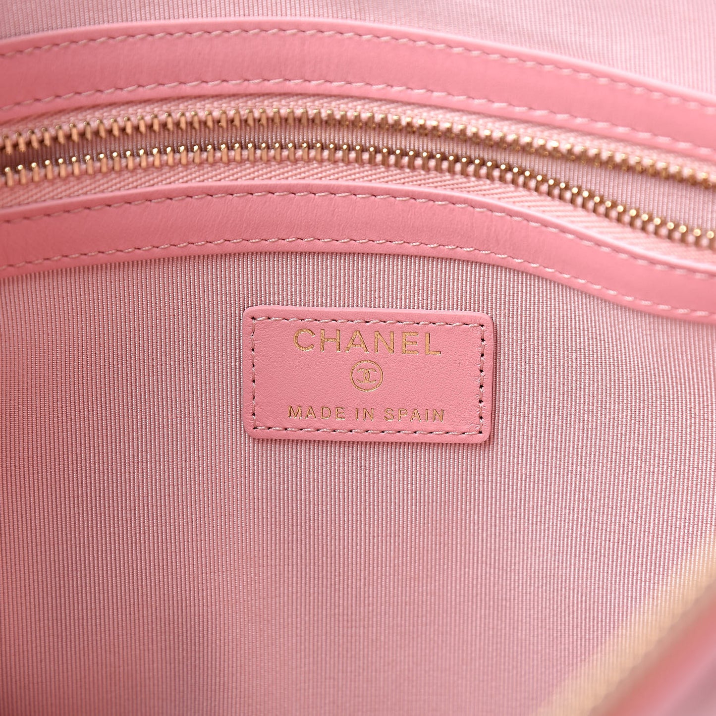Lambskin Quilted Medium Cosmetic Case Pink