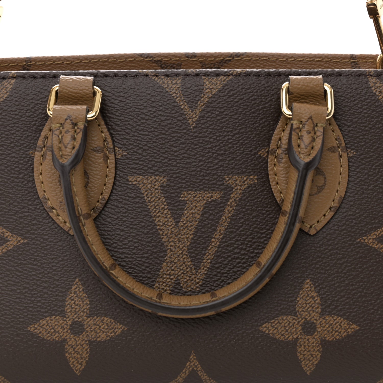 Louis Vuitton Reverse Monogram Giant OnTheGo East West 7 of 9