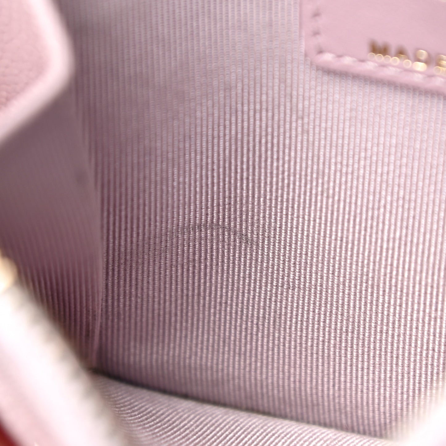Caviar Quilted CC Zip Card Holder Light Pink