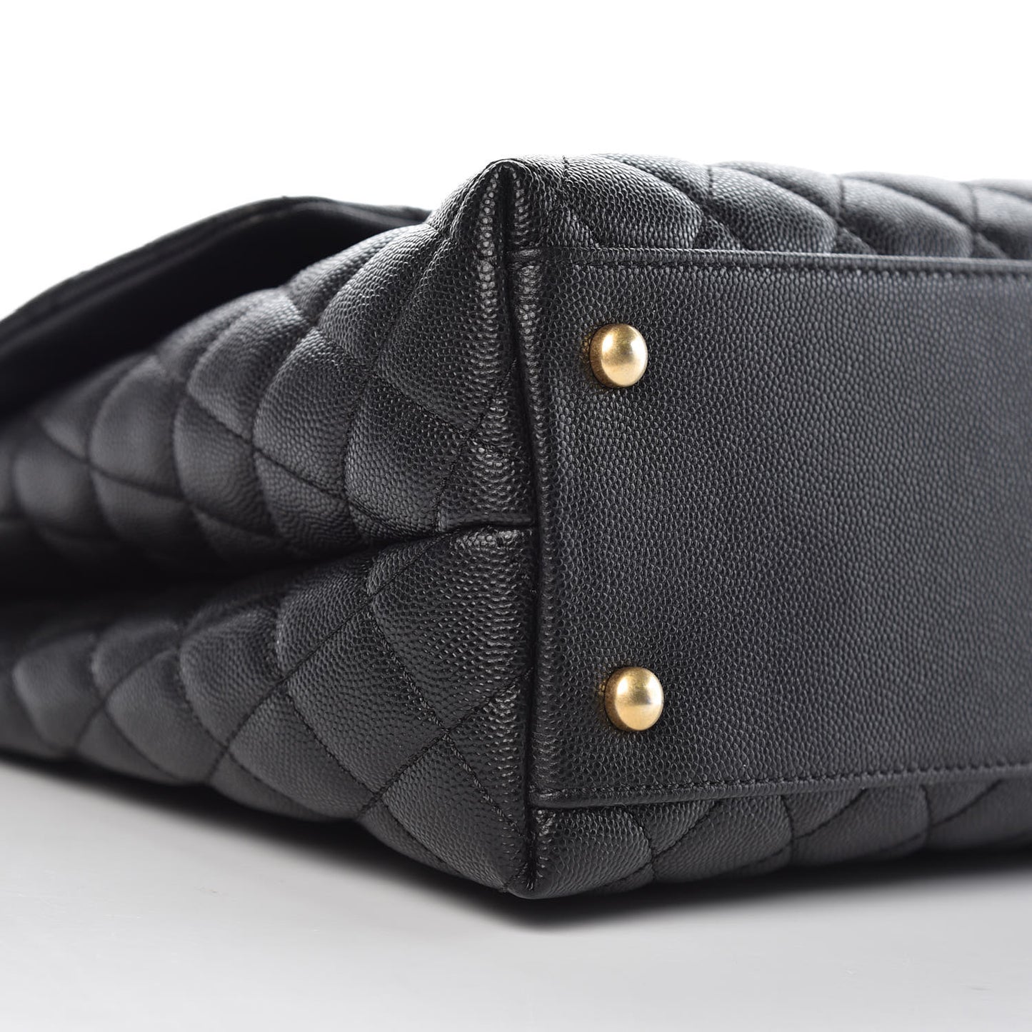 Caviar Quilted Medium Coco Handle Flap Black