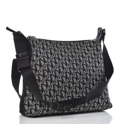 Christian Dior Monogram Messenger Black 3 of 11