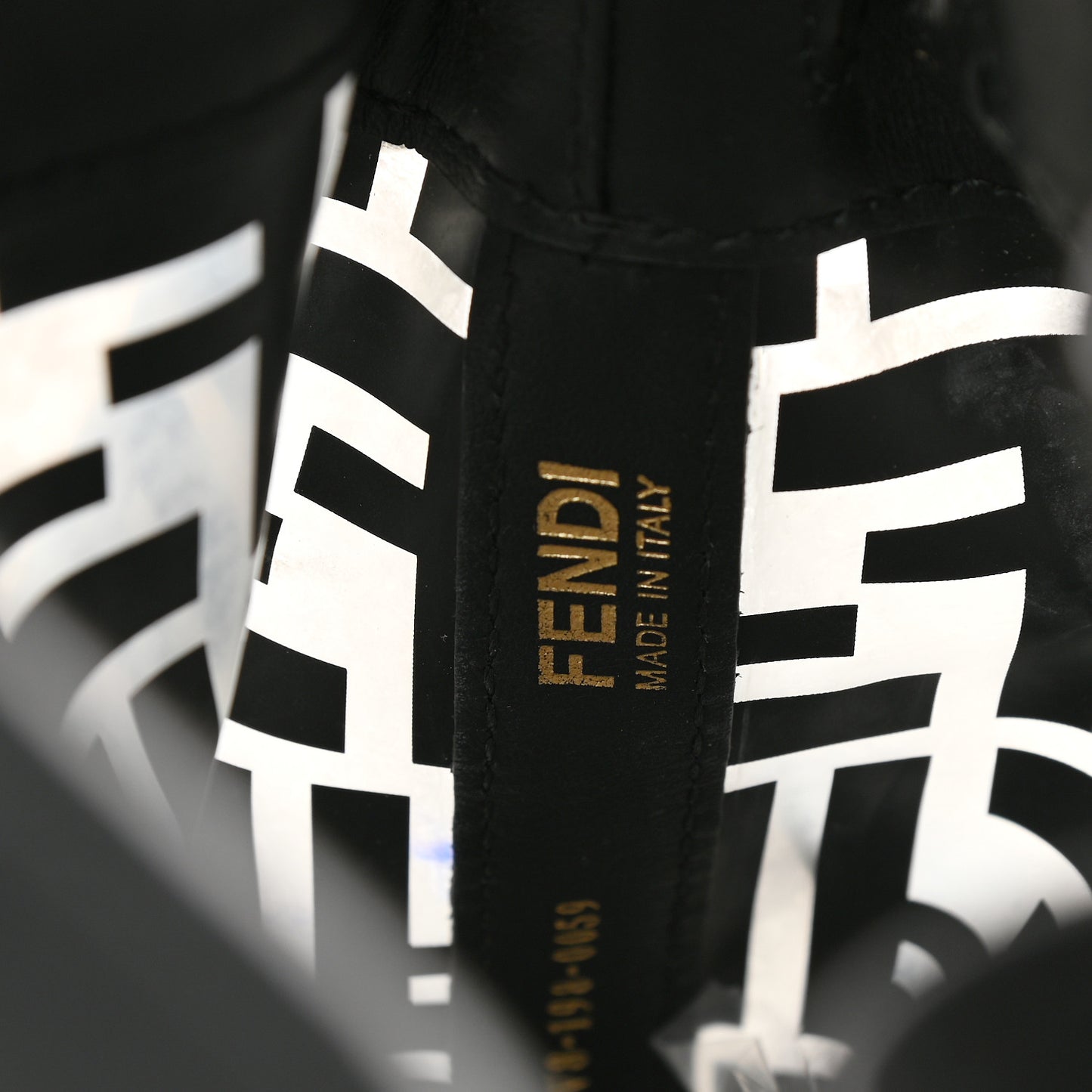 TPU FF Vitello Grace F is Fendi Grande Mon Tresor Bucket Bag Black