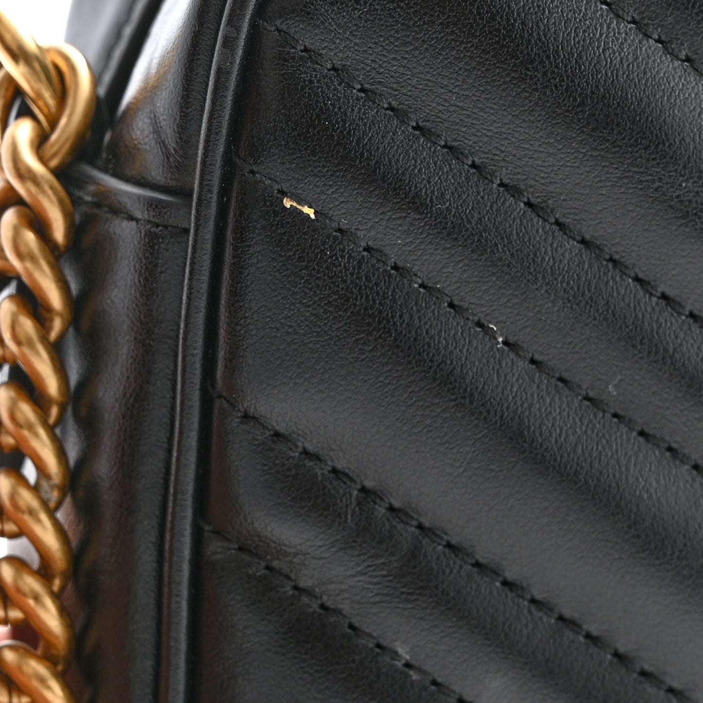 Calfskin Matelasse Small GG Marmont Chain Shoulder Bag Black