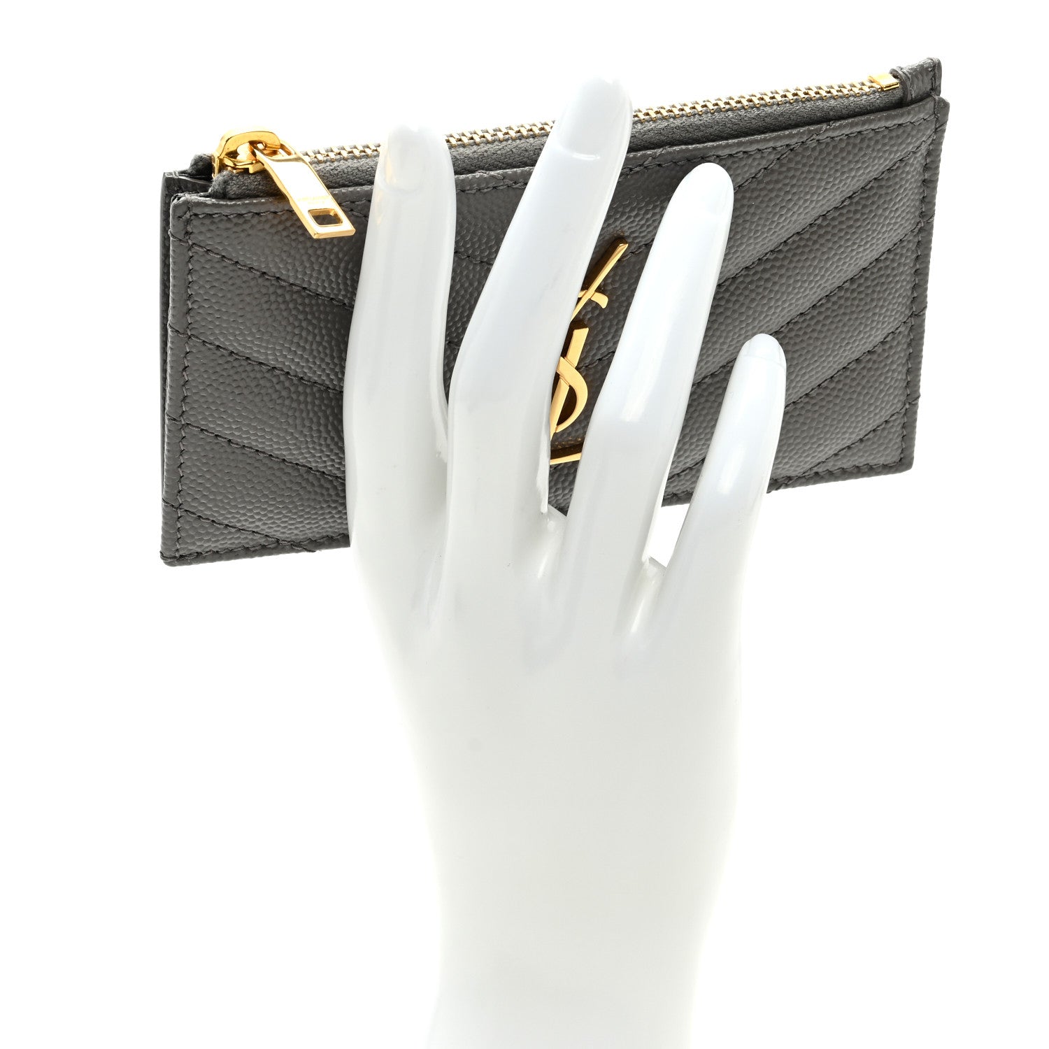 Saint Laurent Grain De Poudre Matelasse Chevron Monogram Fragments Zippered Card Case Fog 2 of 6