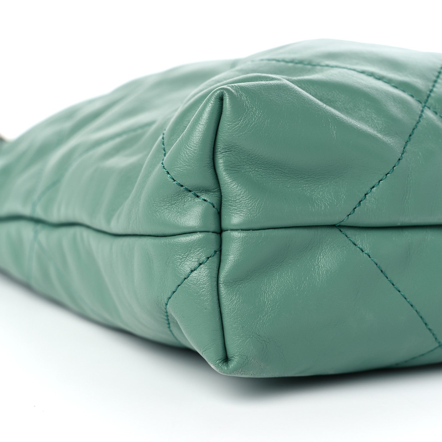 Chanel Shiny Calfskin Quilted Chanel 22 Green 9 of 10
