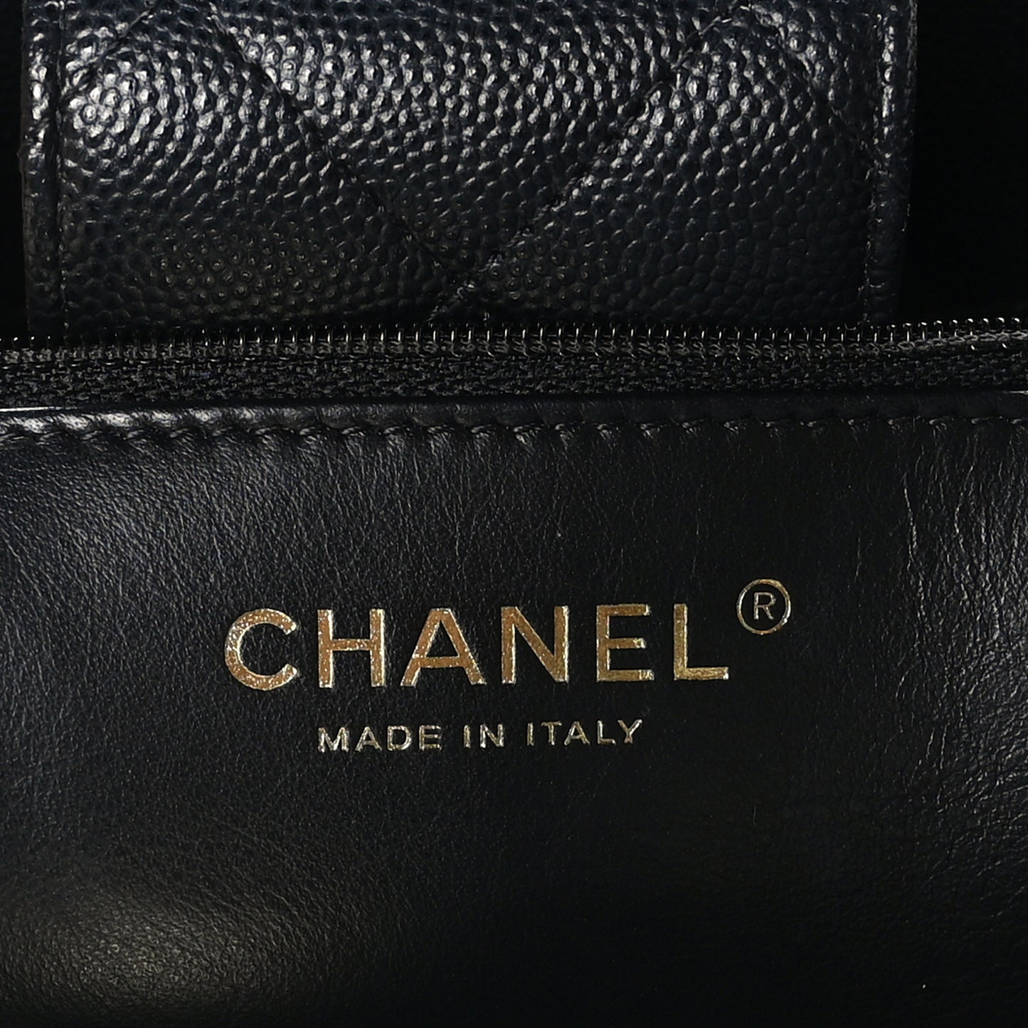 Caviar Quilted Large CC Shopping Tote Black