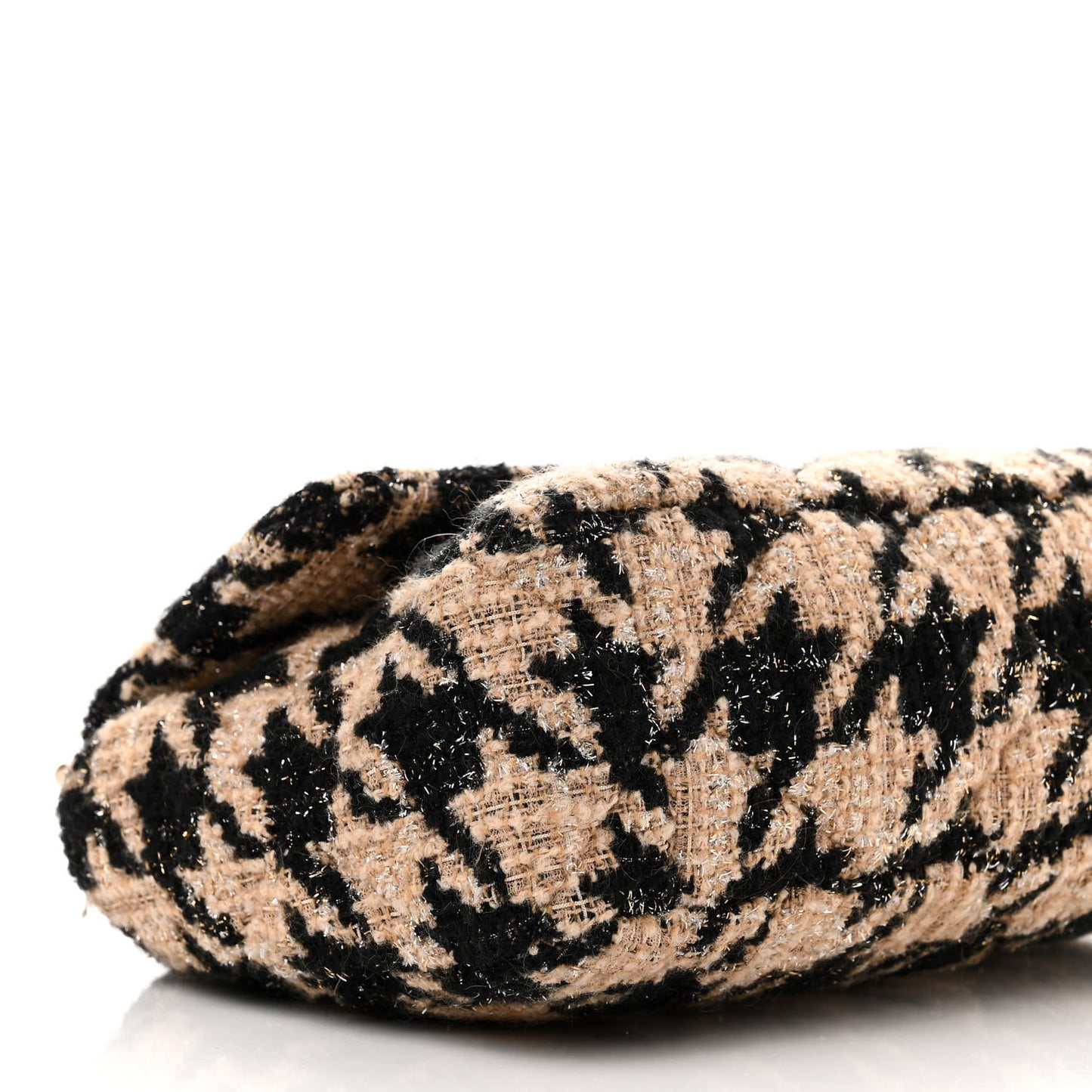 Tweed Large Chanel 19 Flap Beige Black
