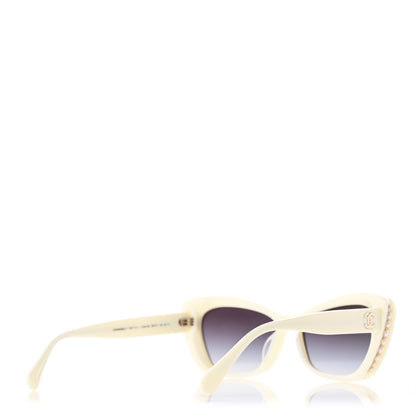 Chanel Acetate Pearl Cat Eye CC Sunglasses 5481-H-A White 4 of 9