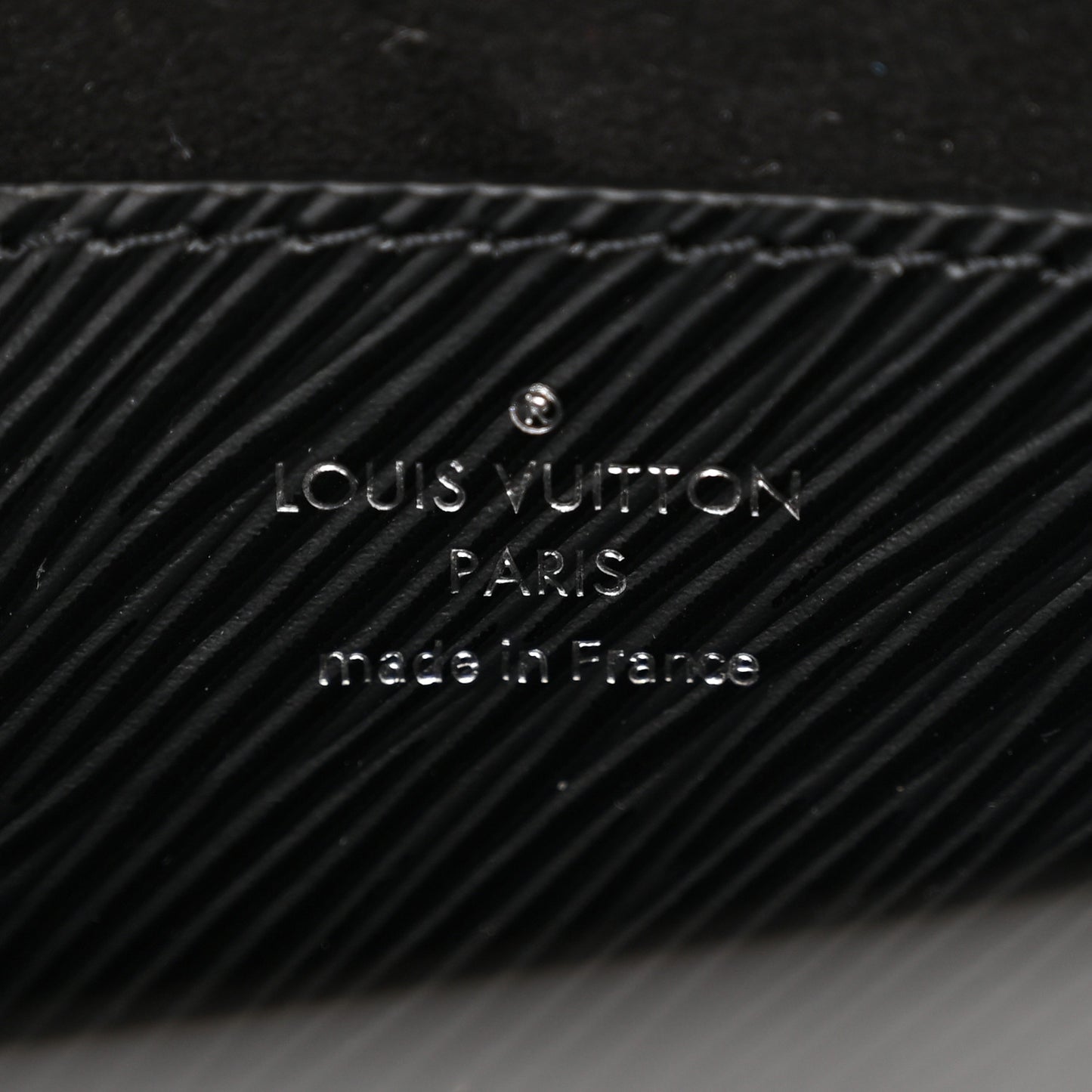 Epi Twist Shoulder Bag MM Matte Black