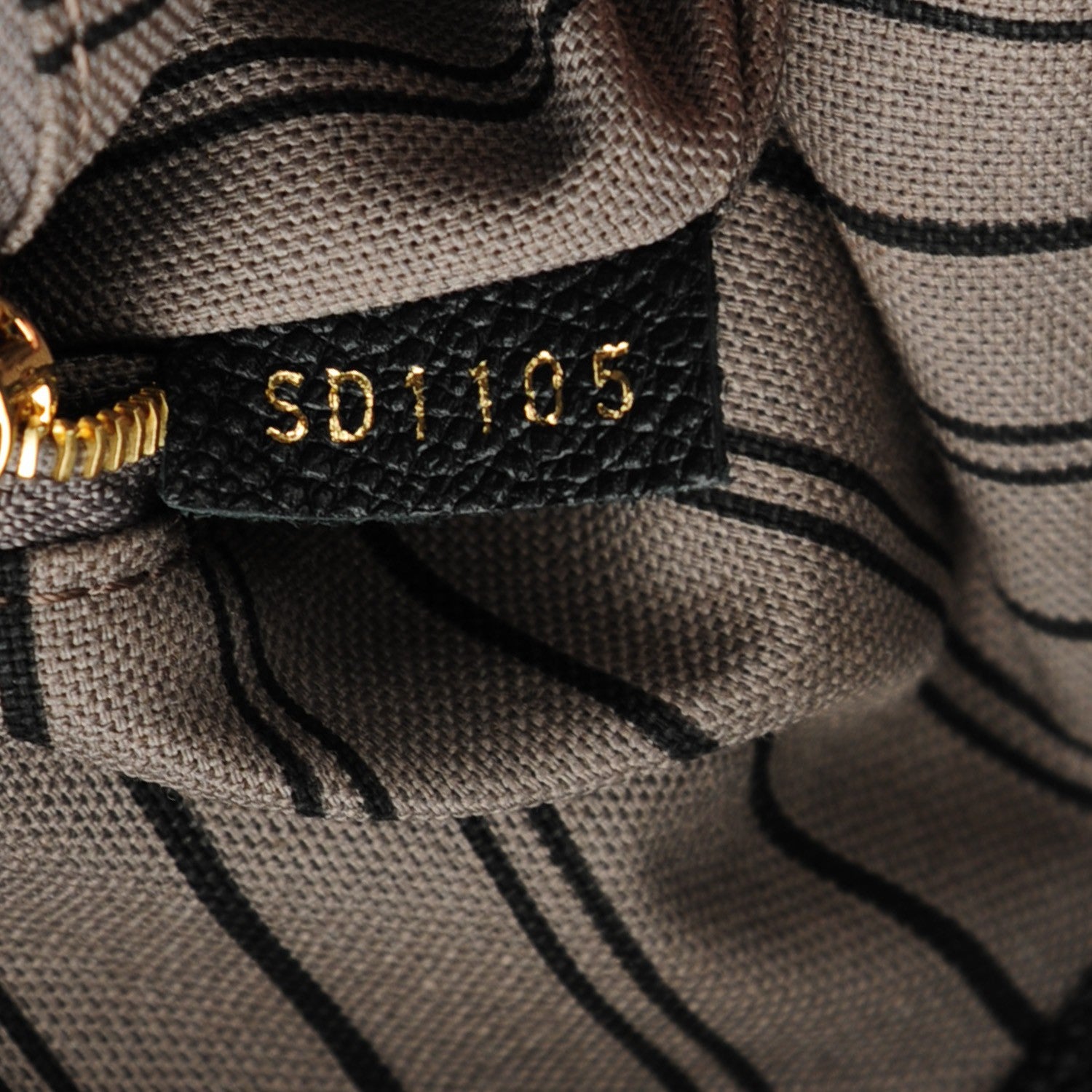 Louis Vuitton Empreinte Bagatelle Black 7 of 8