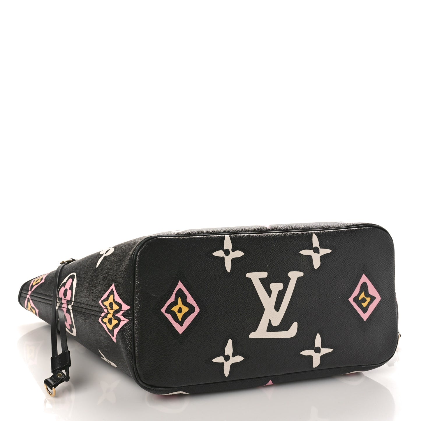 Monogram Giant Wild At Heart Neverfull MM Black