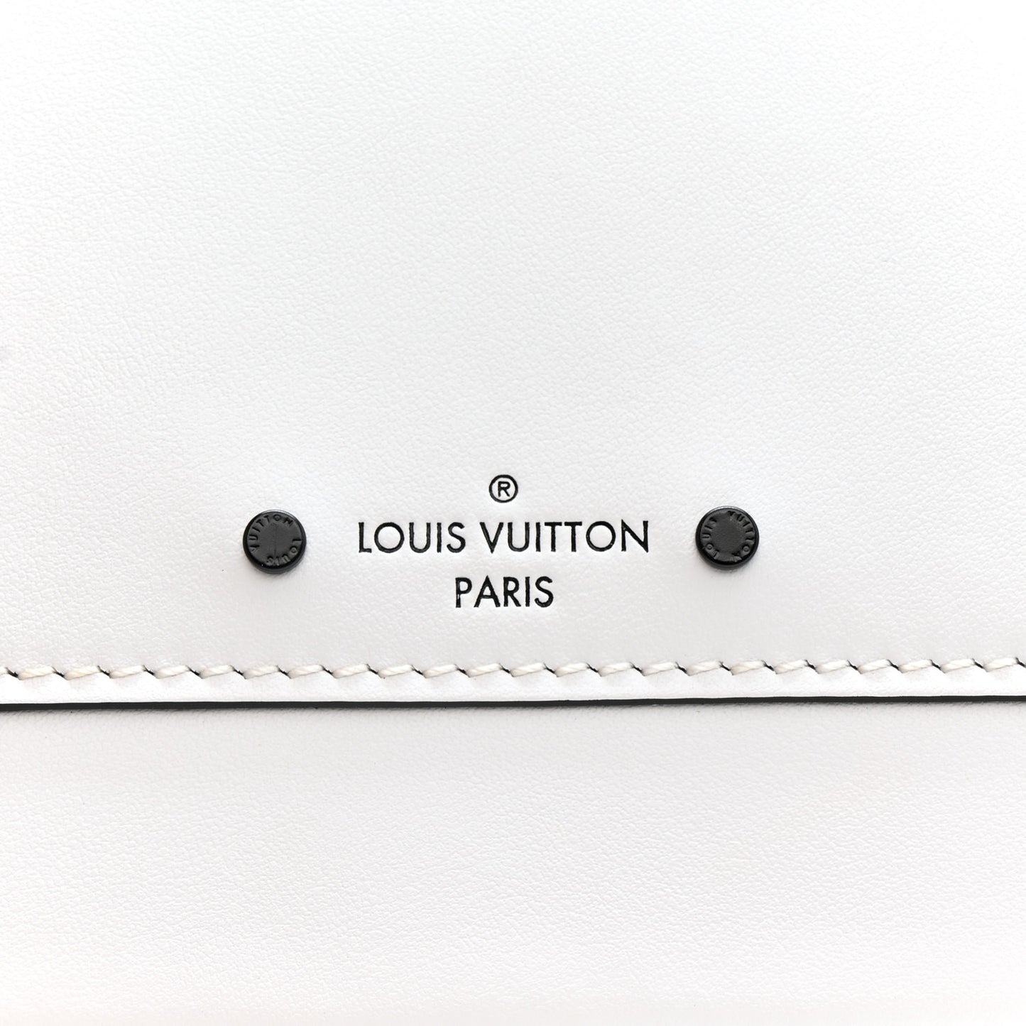 Calfskin Around Me PM White Black