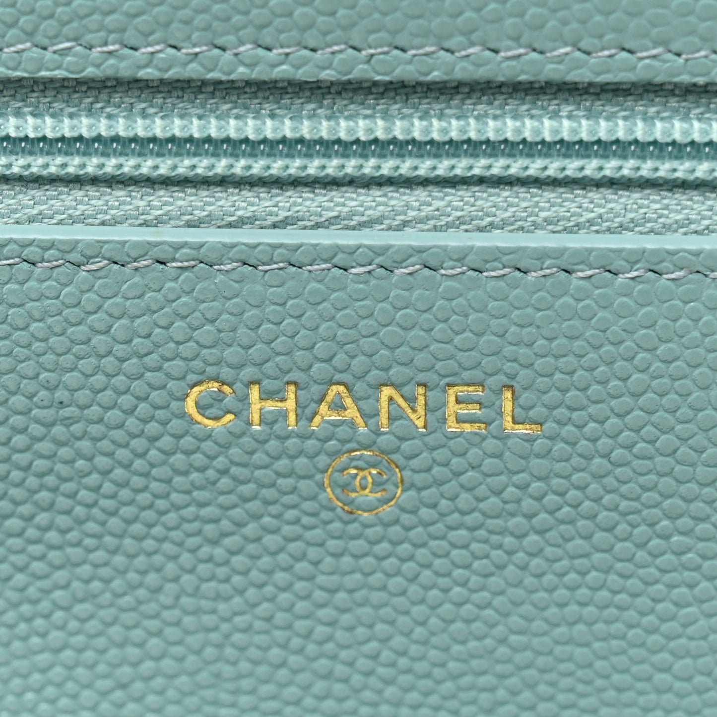 Caviar Quilted Wallet on Chain WOC Light Blue