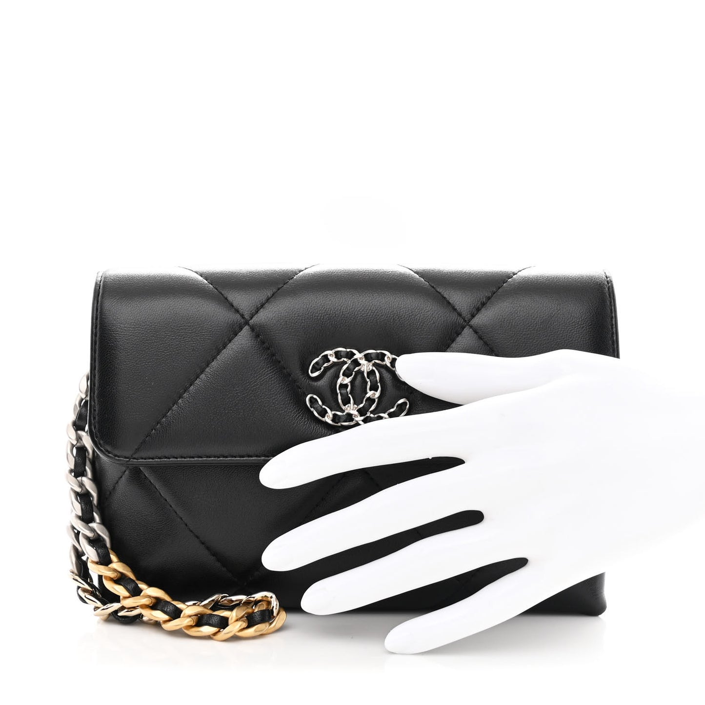 Lambskin Quilted Chanel 19 Flap Clutch Black