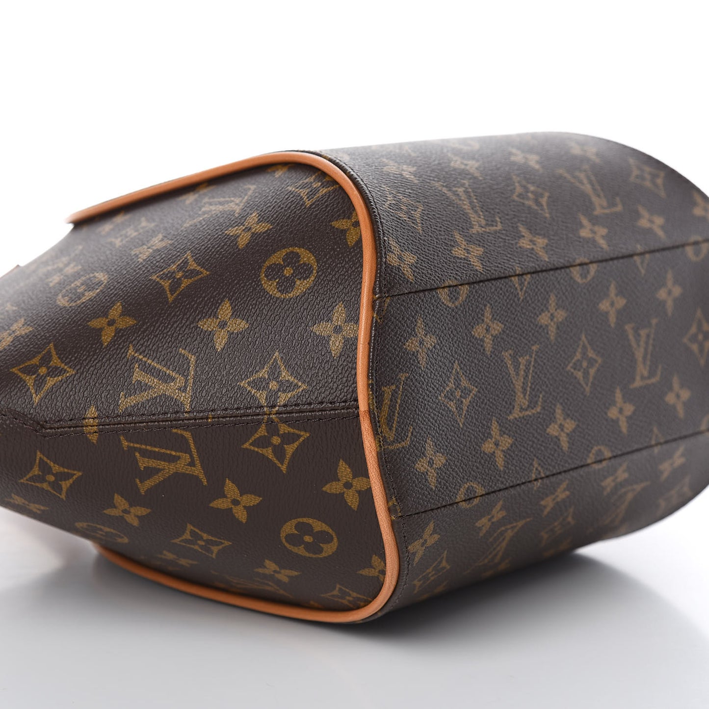 Monogram Ellipse MM