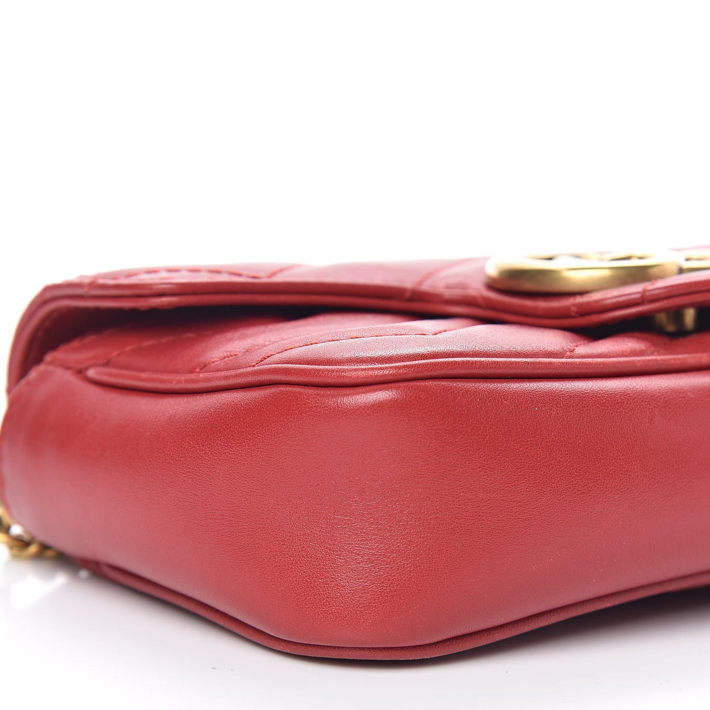 Calfskin Matelasse Super Mini GG Marmont Shoulder Bag Hibiscus Red