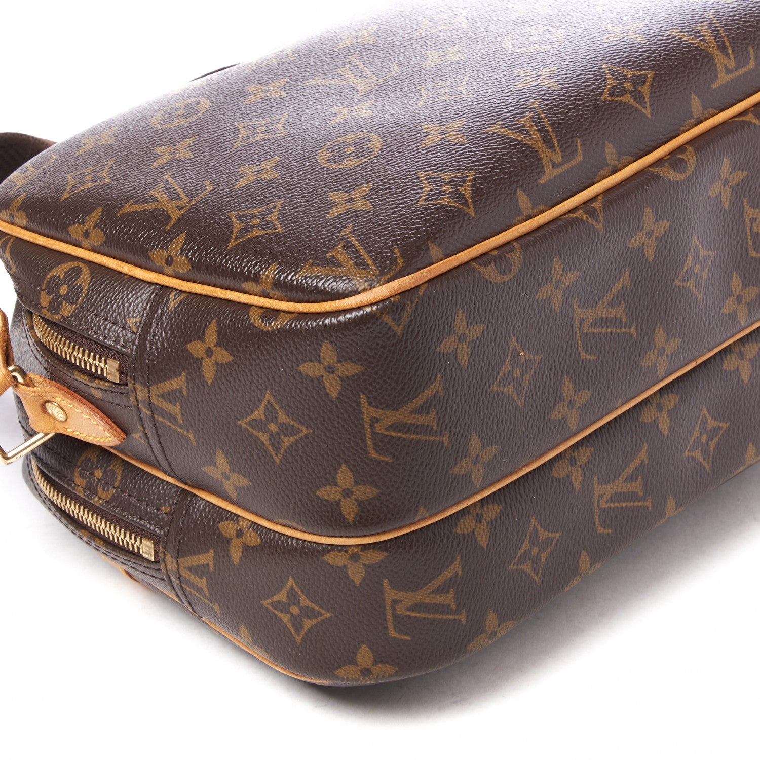 Louis Vuitton Monogram Reporter PM 6 of 8