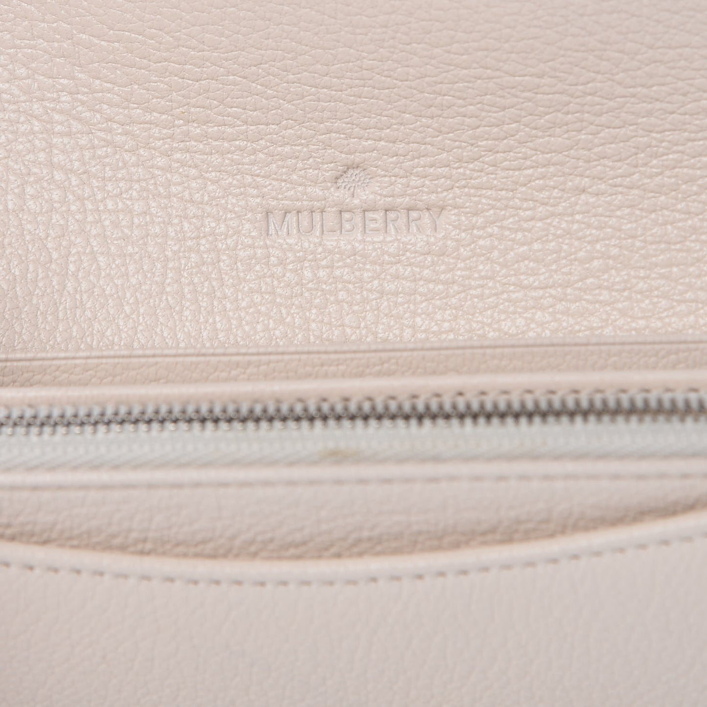 Glossy Goatskin Dome Rivet Continental Wallet Cream