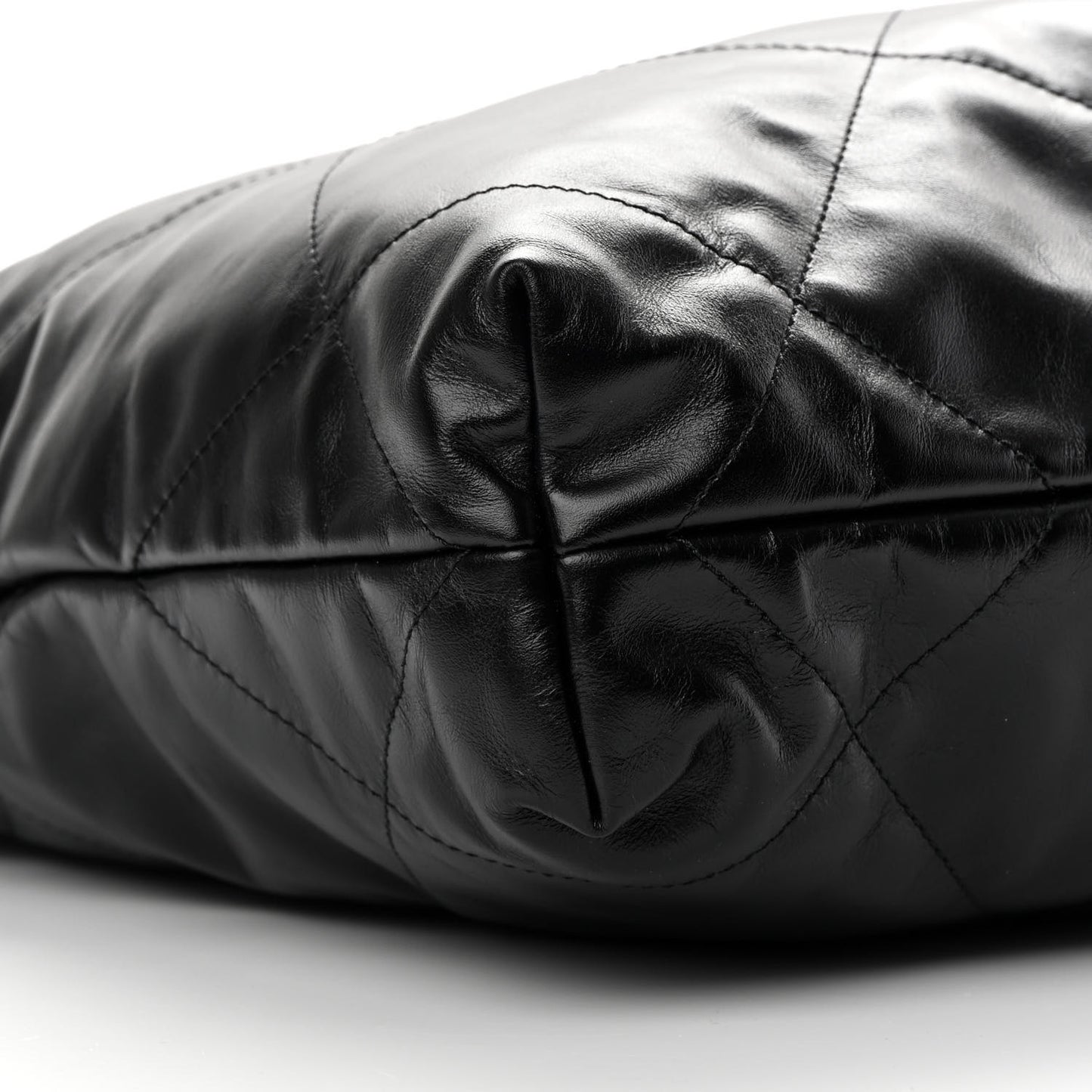 Shiny Calfskin Quilted Small Chanel 22 Black