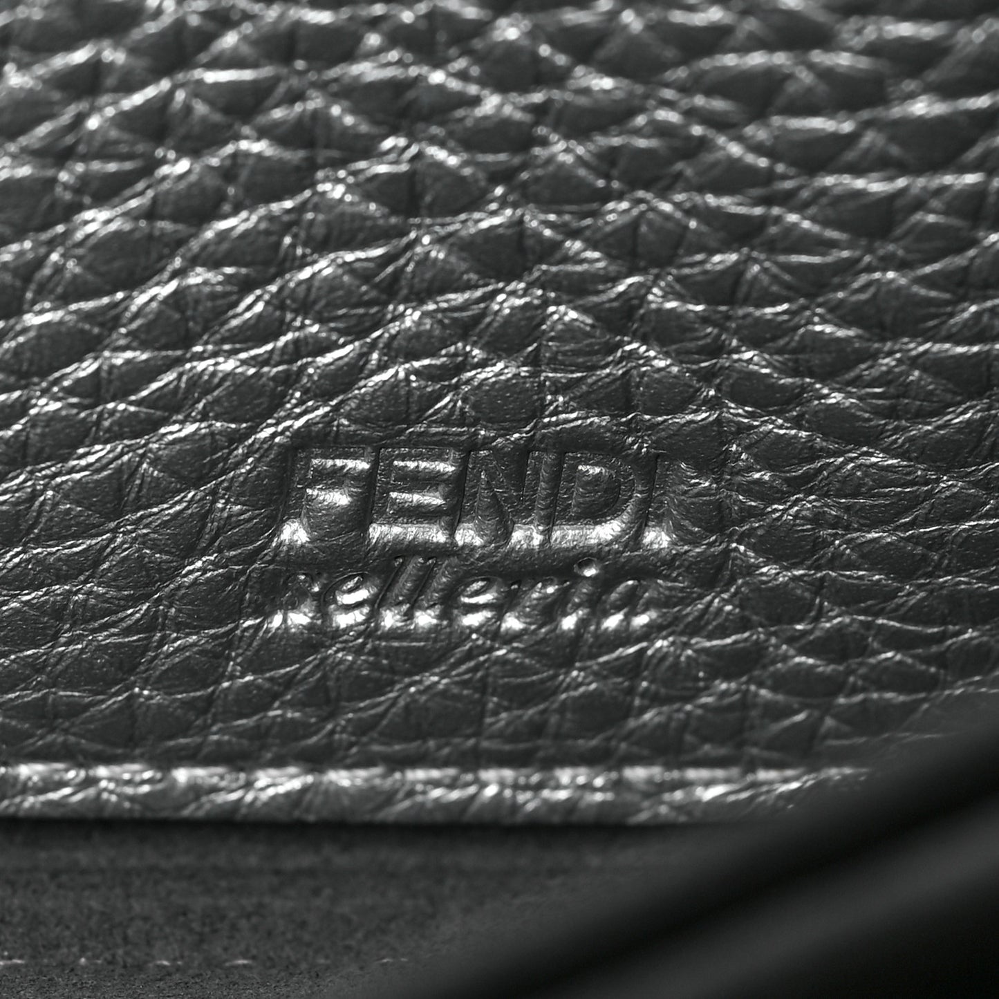 Cuoio Romano Lux Selleria Zip Around Wallet Argento