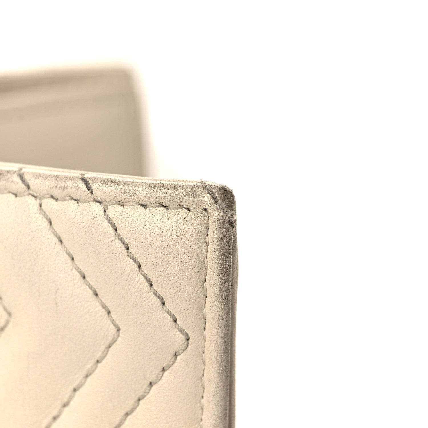 Gucci Calfskin Matelasse GG Marmont Card Case White 11 of 11