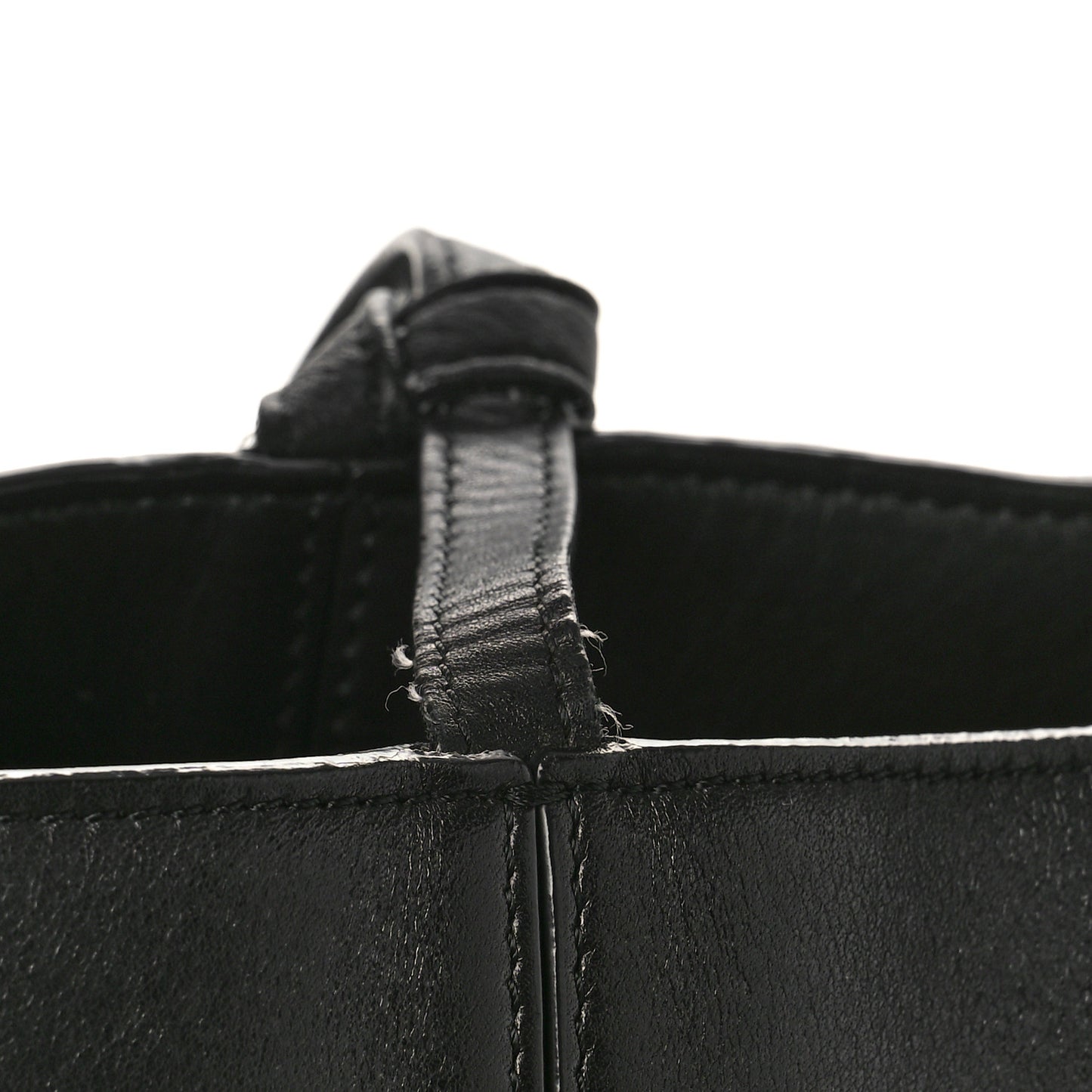 Supple Natural Calfskin Medium Tri-Fold Bag Black