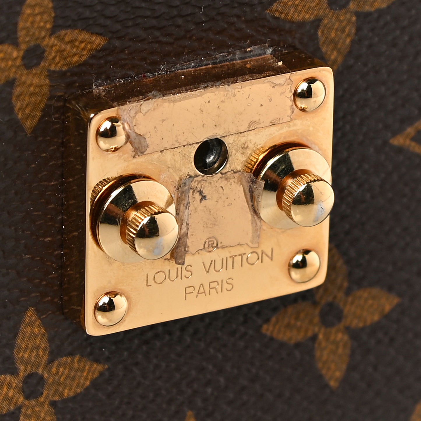 Monogram Pochette Metis