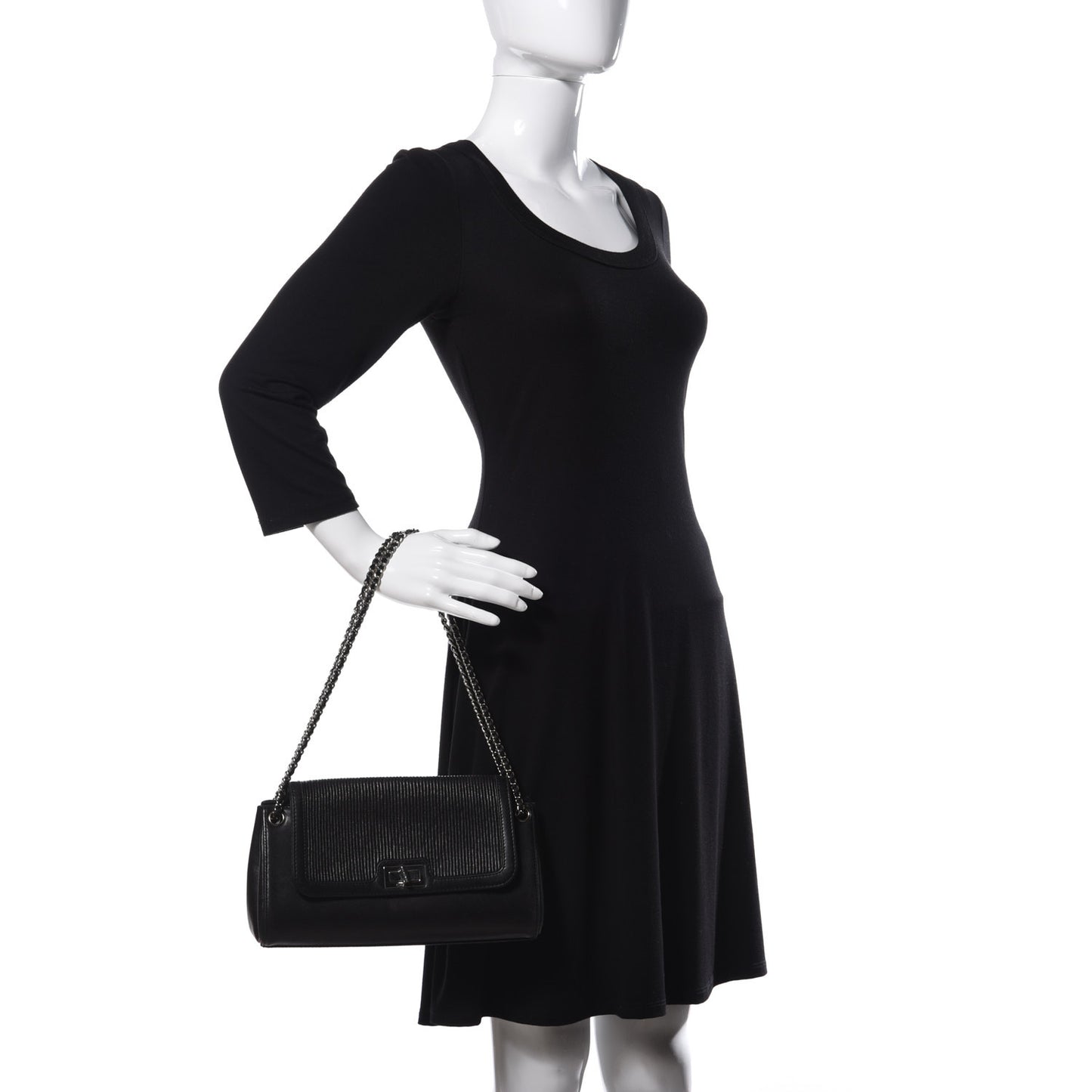 Lambskin Mademoiselle Accordion Flap Black