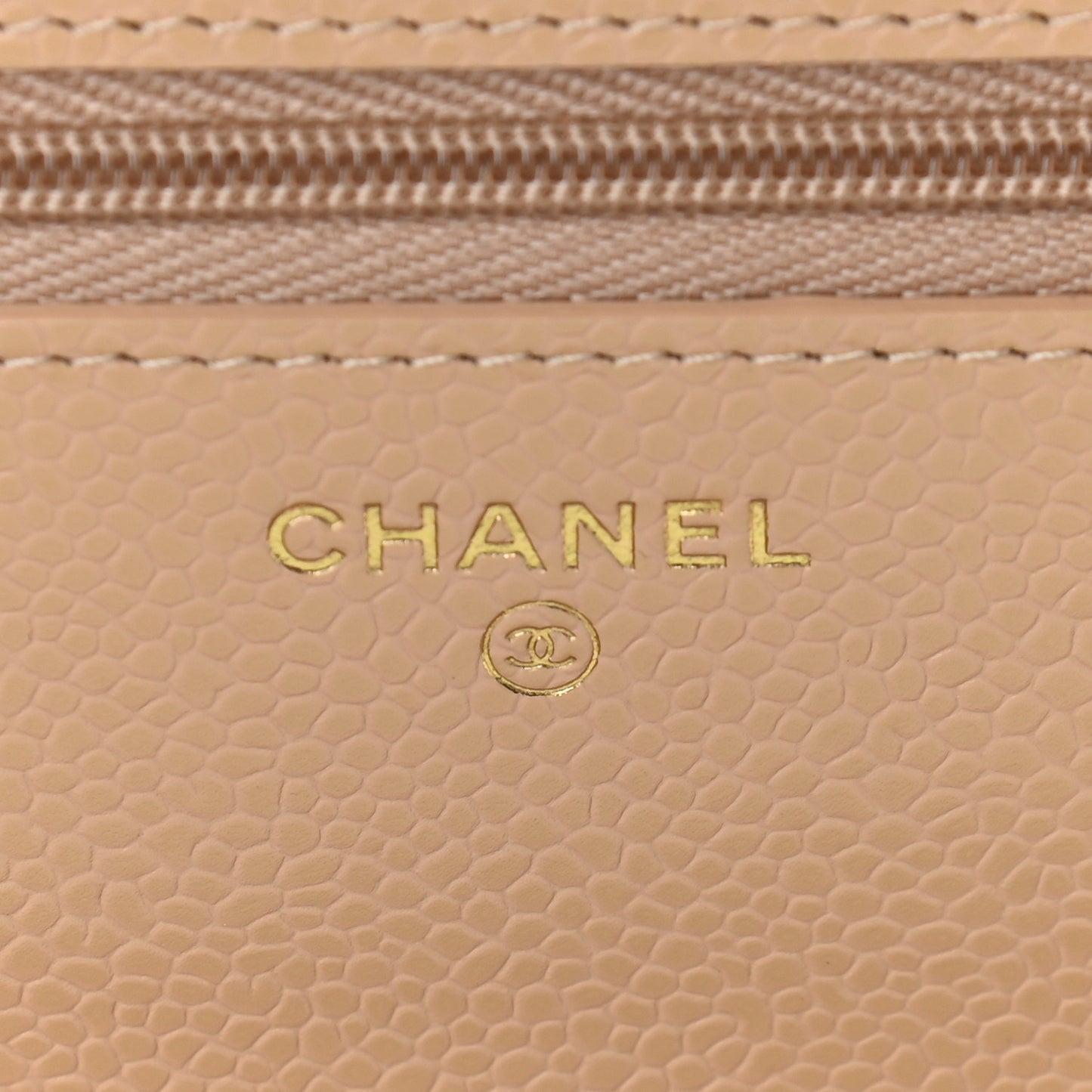 Caviar Quilted Wallet On Chain WOC Beige