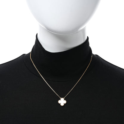 Van Cleef & Arpels 18K Yellow Gold Mother of Pearl Vintage Alhambra Pendant Necklace 2 of 4