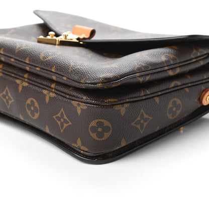 Louis Vuitton Monogram Pochette Metis 7 of 10
