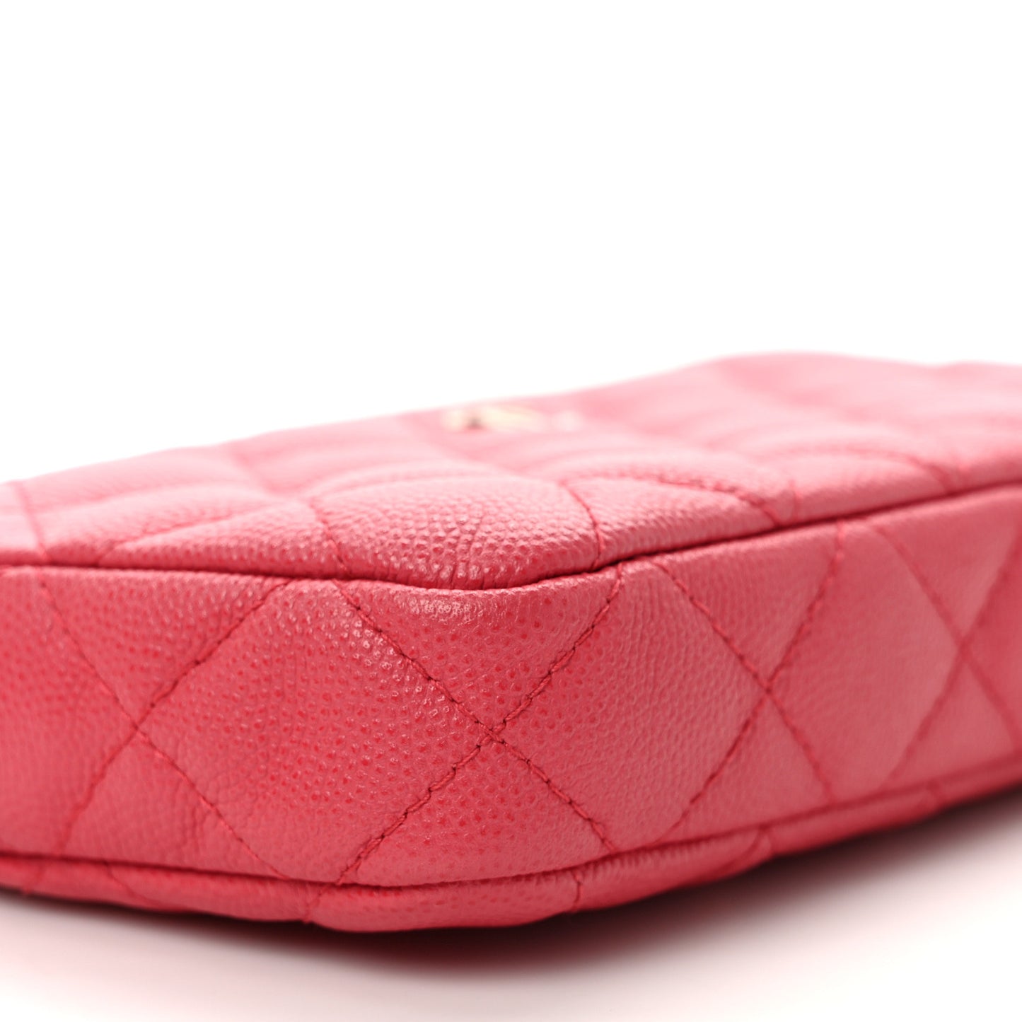 Caviar Quilted Small Clutch With Chain Pink