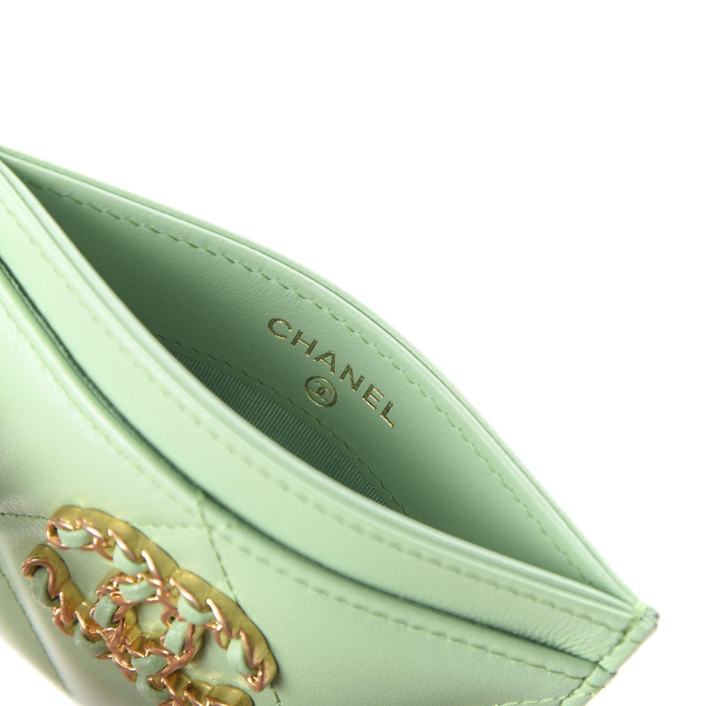 Shiny Goatskin Quilted Chanel 19 Card Holder Green