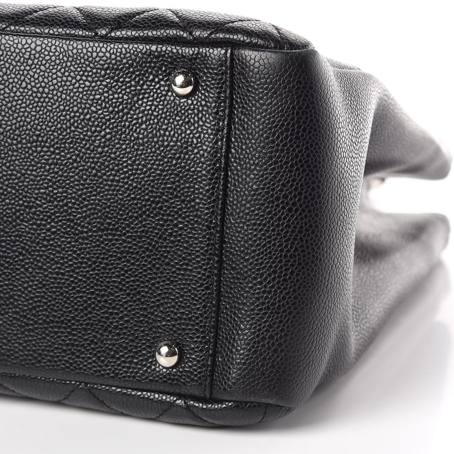 Caviar Quilted XL Grand Shopping Tote GST Black