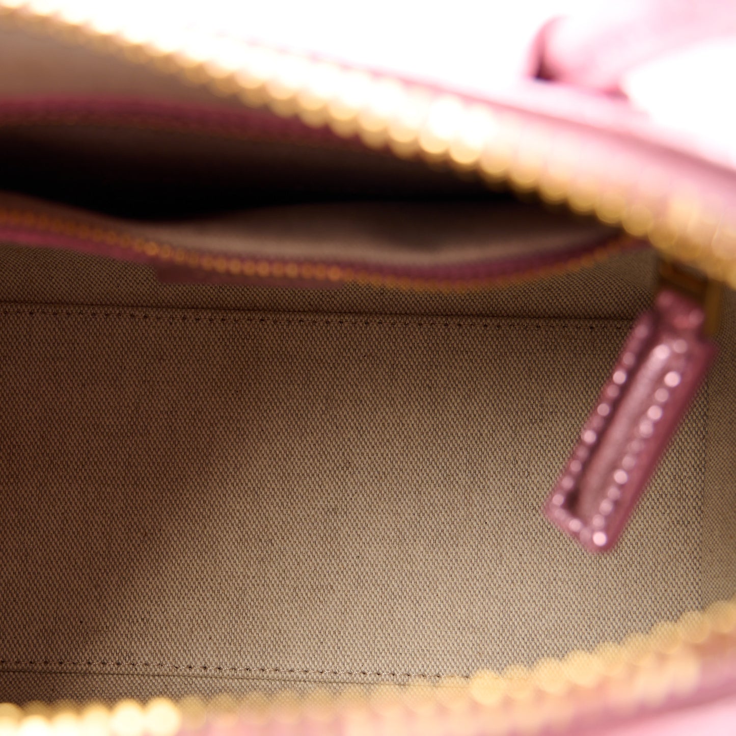 Laminated Lambskin Mini Antigona Silk Pink