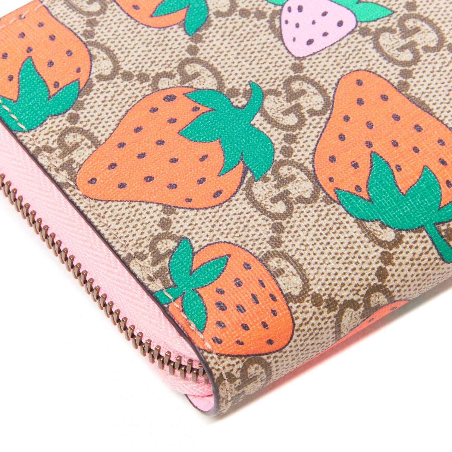 Gucci GG Supreme Monogram Strawberry Zip Around Wallet Light Pink 5 of 8