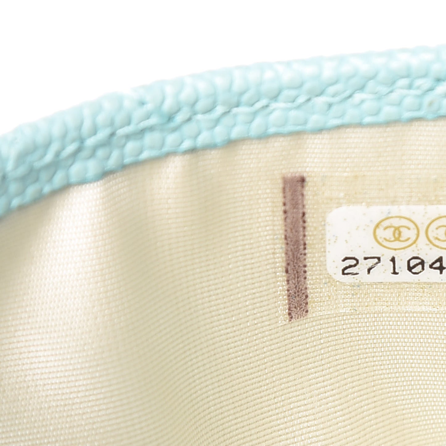 Caviar Quilted Card Holder Light Blue