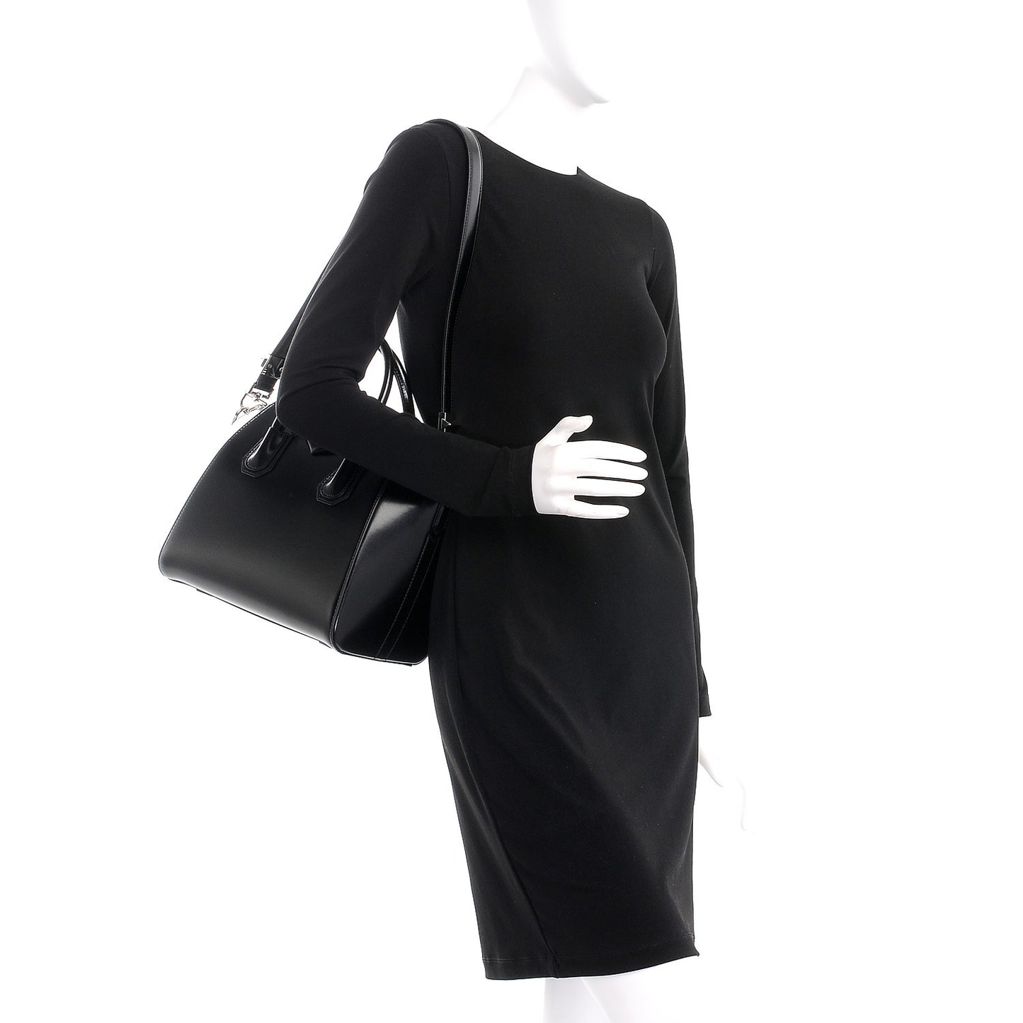 Shiny Lord Calfskin Small Antigona Black