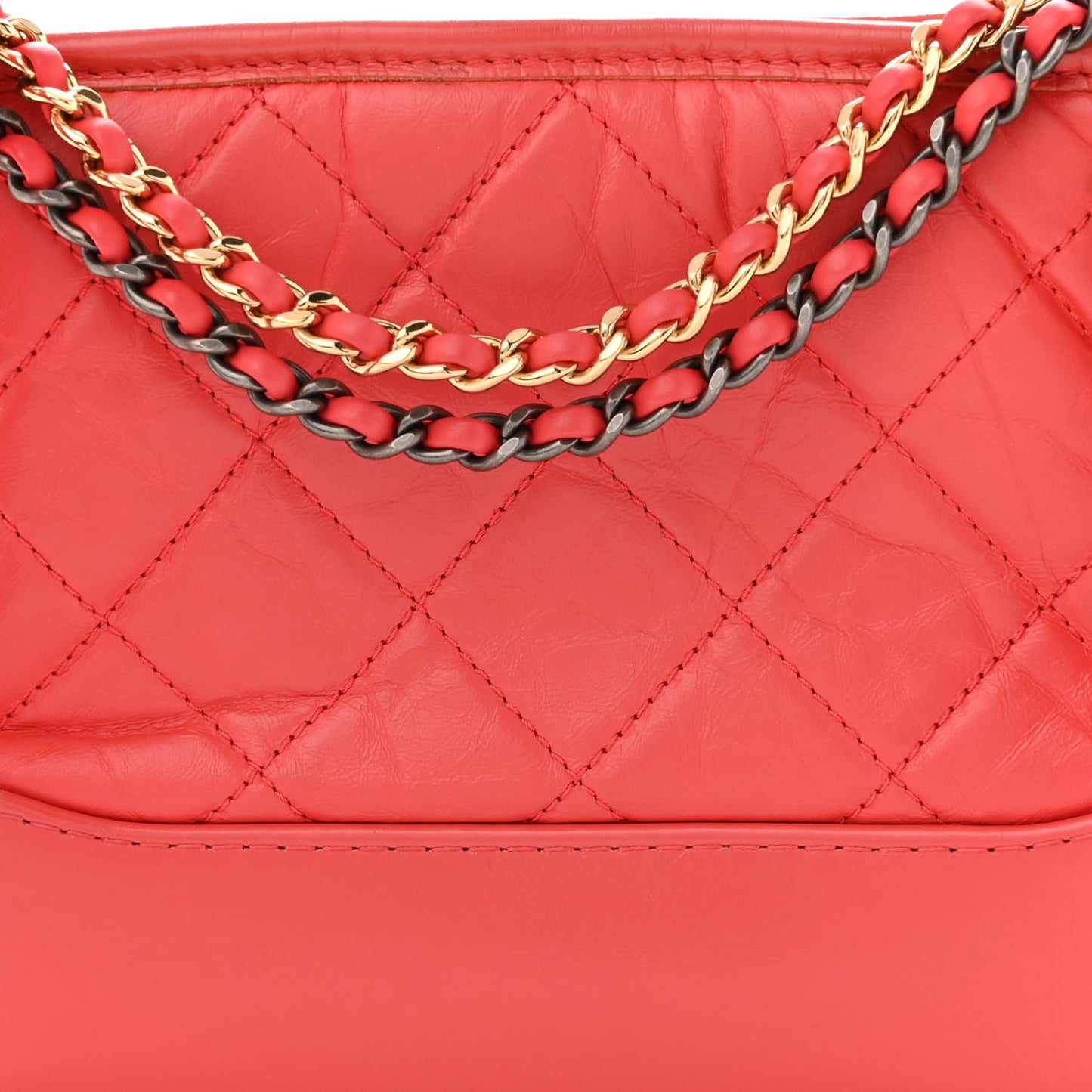 Aged Calfskin Quilted Small Gabrielle Hobo Red