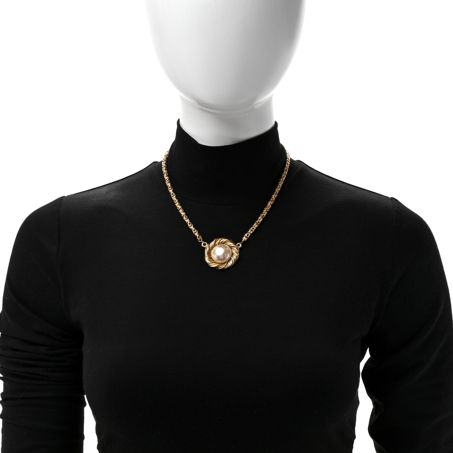 Metal Pearl Flower Necklace Gold