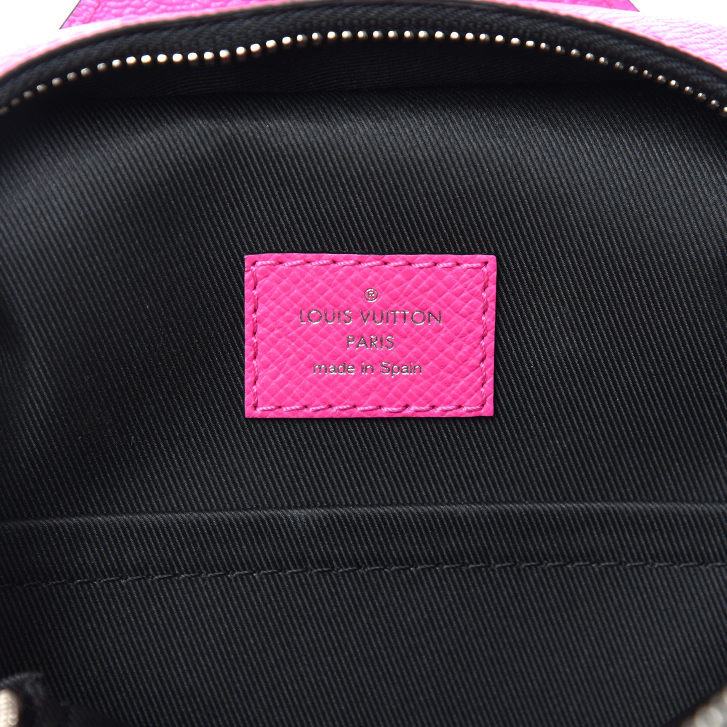 Taigarama Outdoor Slingbag Fuchsia